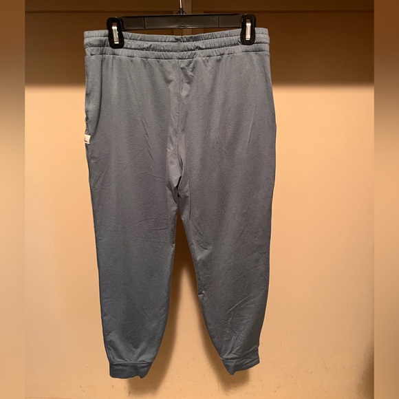 Vuori Women's Heather Blue Halo Joggers - Picture 2 of 5